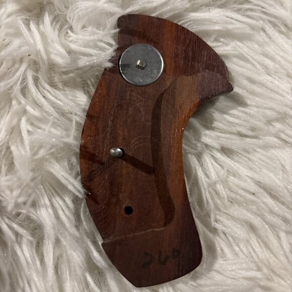 NOS Smith & Wesson Target Round Butt Grips - Picture 3 of 5